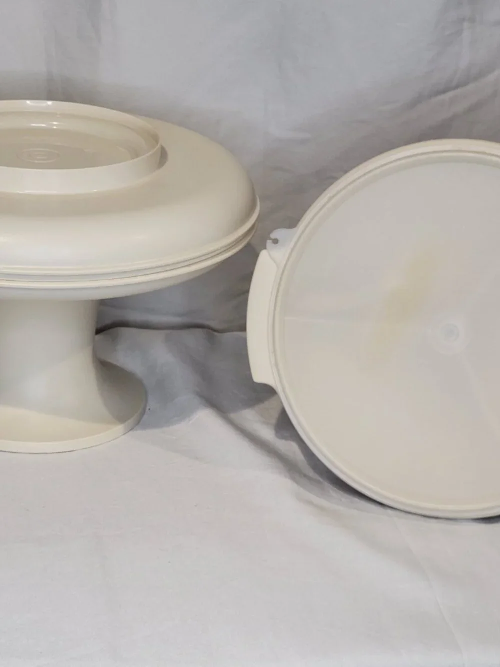 Vintage Tupperware Serve i All Pedestal Server & Suzette Divided Plate
